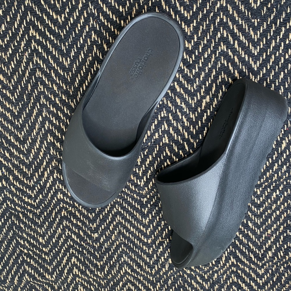 Black platform sandals
